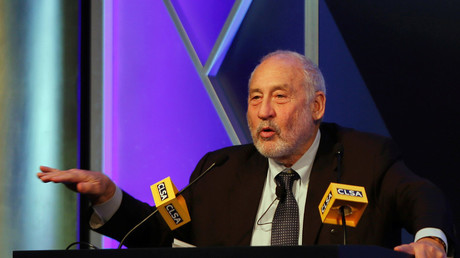Nobel Prize-winning economist Joseph Stiglitz © Bobby Yip
