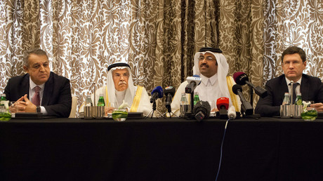 Qatar's Minister of Energy and Industry Mohammed Saleh al-Sada (C), Saudi Arabia's minister of Oil and Mineral Resources Ali al-Naimi (C-L), Venezuela's minister of petroleum and mining Eulogio Del Pino (L), and Russia's Energy Minister Alexander Novak (C-R). © Olya Morvan