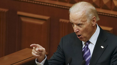 U.S. Vice President Joe Biden addresses deputies at the parliament in Kiev, Ukraine, December 8, 2015. © Valentyn Ogirenko