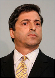 Robert S. Khuzami, the Securities and Exchange Commission's director of enforcement.