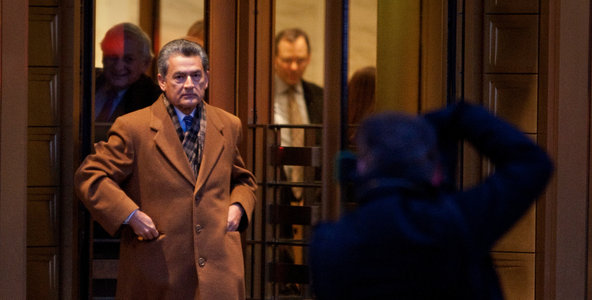 Rajat Gupta, accused of giving information to a convicted hedge fund manager, leaving federal court on Thursday.