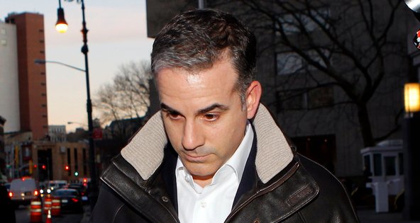 Anthony Chiasson, a co-founder of the Level Global Investors hedge fund, was not part of a group that shared insider information, his lawyer said.