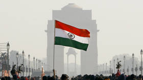 FILE PHOTO: India Gate in New Delhi © Reuters / Adnan Abidi