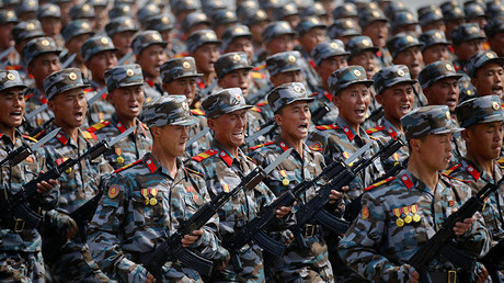 North Korean soldiers. © Damir Sagolj