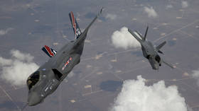 FILE PHOTO: The F-35 Lightning II © Reuters / Tom Reynolds